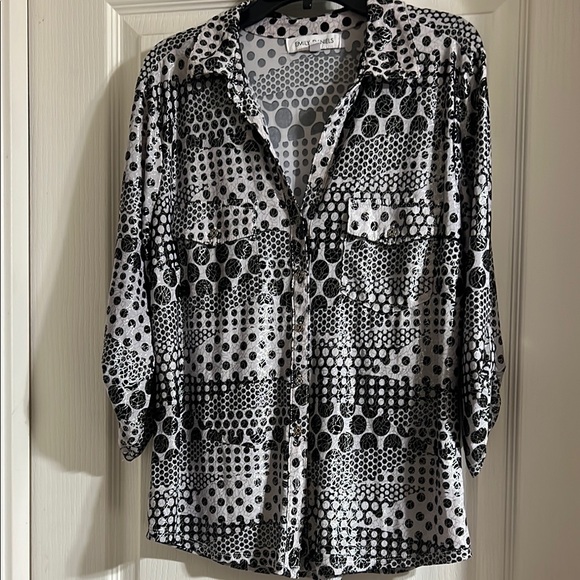 Emily Daniels Tops - Black and Rose Graphic 3/4 Sleeve Button Down Blouse